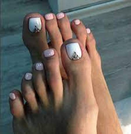 Verano .... hongo de pies y uñas ...