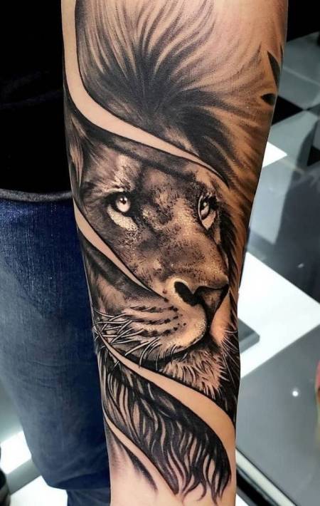 Tatuadora en Madrid