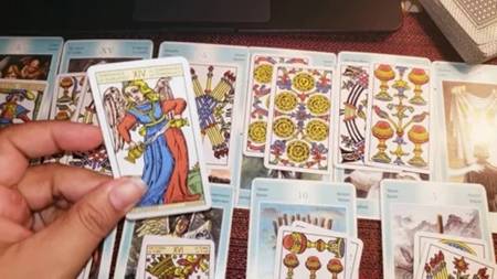 Tarot Económico De Nana Calistar