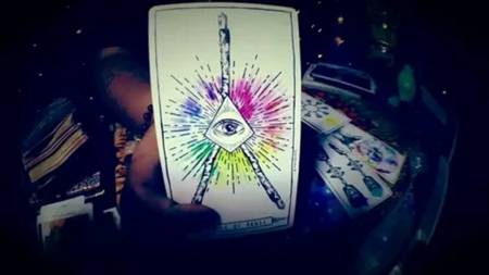 Tirada De Cartas En Zona Oeste