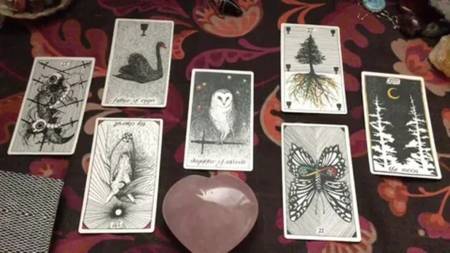 Tirada Tarot Económico Hoy Amor