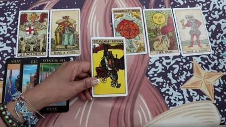 Tarot Barato Del Si O No Con Cinco Cartas