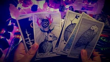 Tarot Económico De Tres Cartas Españolas