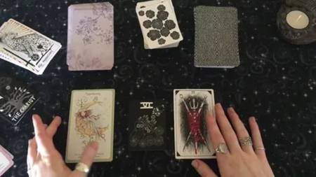 Tarot Una Pregunta Económico Por Teléfono Argentina