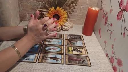 Tirada De Cartas Tarot Amigo