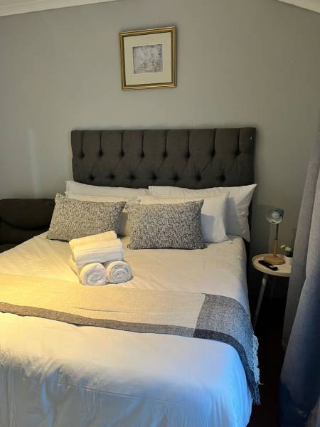 Looking for accommodation in Clearwater, Roodepoort, Eagle Canyon, Blueberry, Honeydew, Florida, Wel