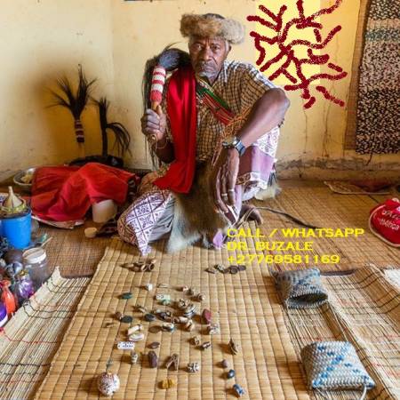 +27769581169 Best Sangoma / Traditional Healer / Love Spells in Oudtshoorn, Bongolethu, Bridgeton, De Hoop, De Rust, Dysselsdorp, Toekomsrus, Volmoed,